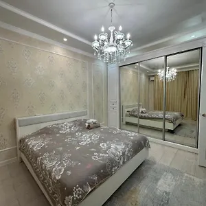 шатыр, вблизи байтерек, сарыарка, центральный парк Астана